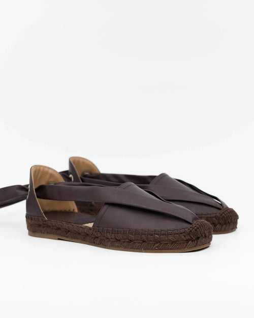 Sandali marroni in pelle con suola intrecciata, stile espadrille estivi